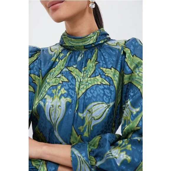 TUCKERNUCK
Deco Floral Satin Faven Dress - Picture 5 of 11